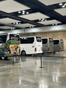 bus best hawaii tours 3