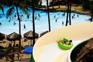hawaii water park wet n wild 6