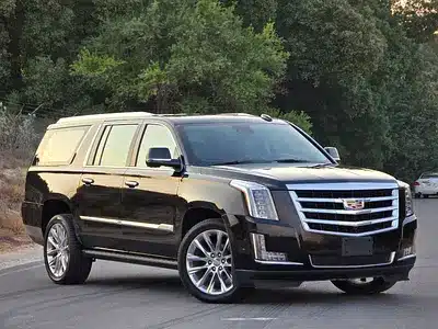 suv cadillac 3