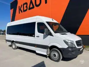 van mercedes hawaii 4