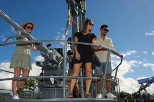 pearl harbor tour deluxe with lunch 3