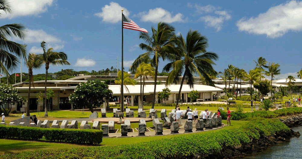 pearl harbor tour deluxe with lunch 4